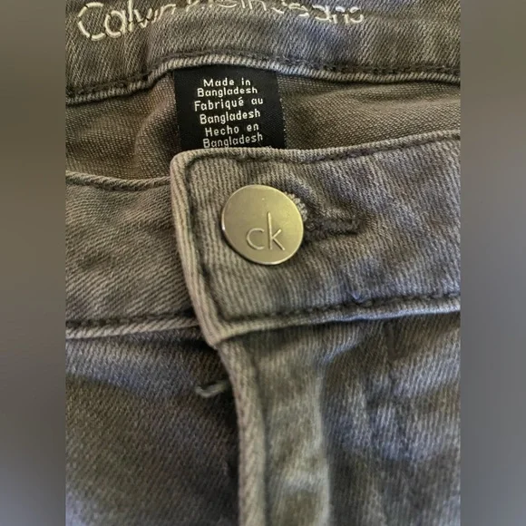 Calvin Klein jeans washed gray  slim boyfriend grey jeans - Picture 6 of 10